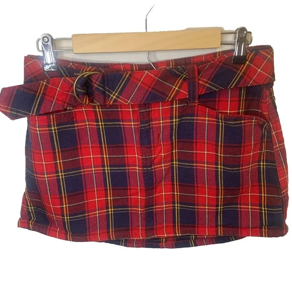 Abercrombie and Fitch Size 2 Red Plaid Mini Skirt Y2K Vintage Cotton Wool Blend - Picture 1 of 5